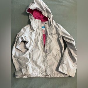 Girls Raincoat Columbia size 6/6x.